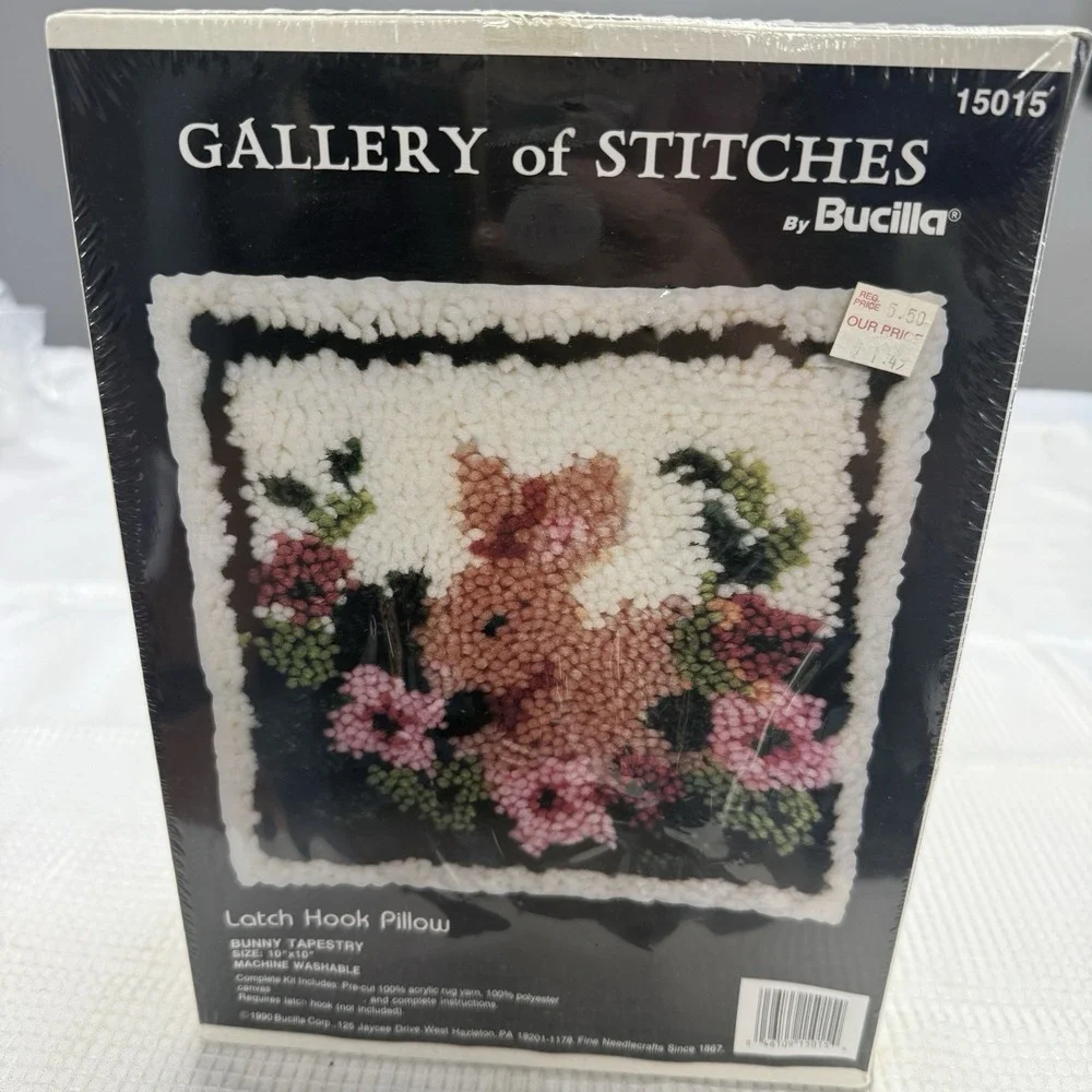 Vintage 1990 Sealed Bucilla 15015 Bunny Rabbit Latch Hook Pillow Tapestry Craft‎